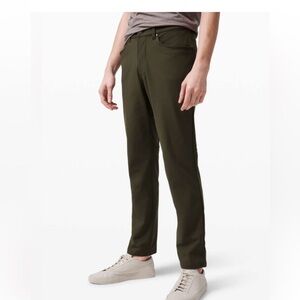 Lululemon ABC Pant Classic 28" *Warpstreme Dark Olive size 36